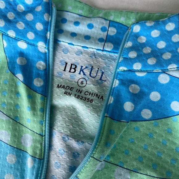 Ibkul Seafoam Green Dots Swirl Mock Neck Golf Sun Shirt Size Small - Picture 10 of 16